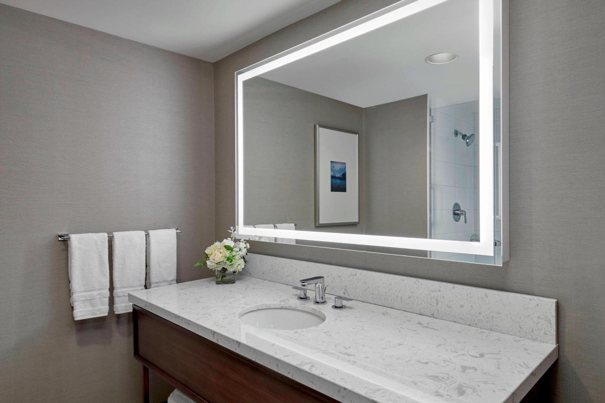 Sheraton Vancouver Guildford Surrey