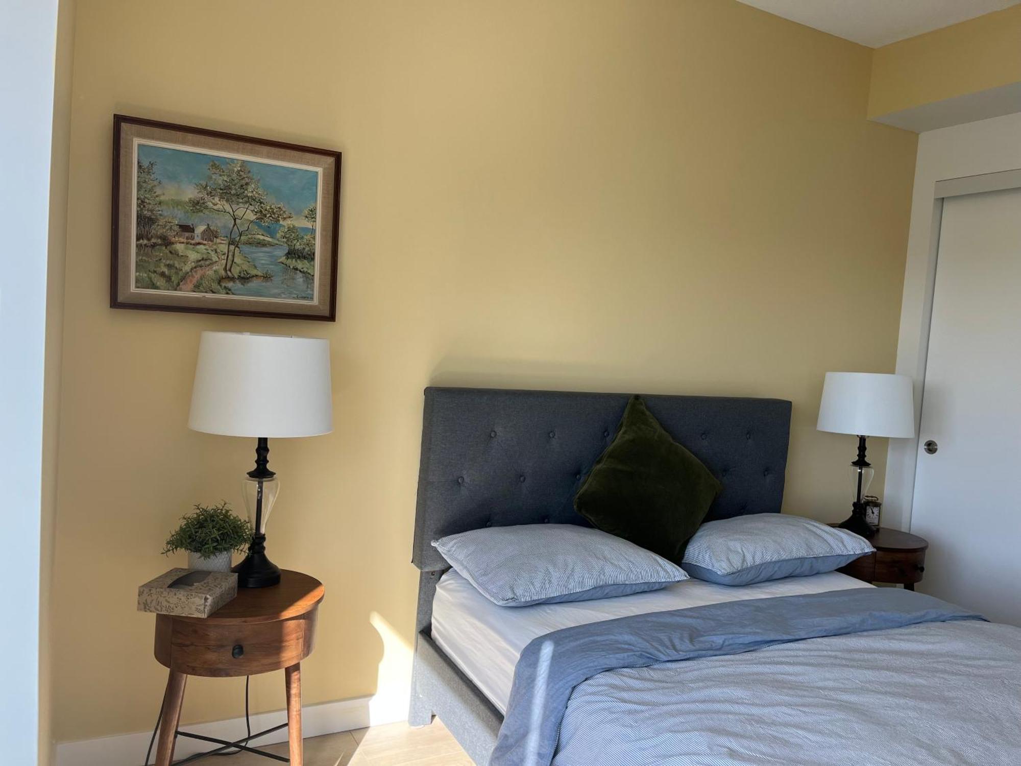 Apartment Private Park Downtown-600sf-1br-1bth