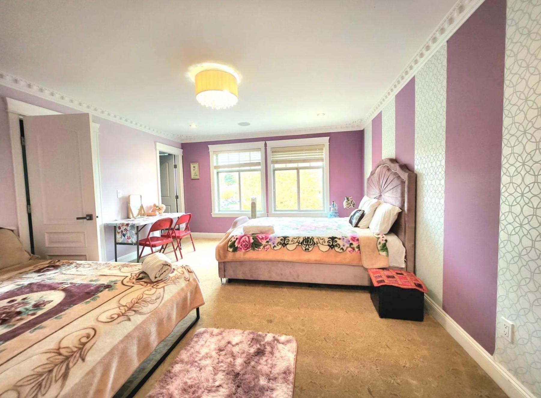 Pensão The Empress Palace 4*