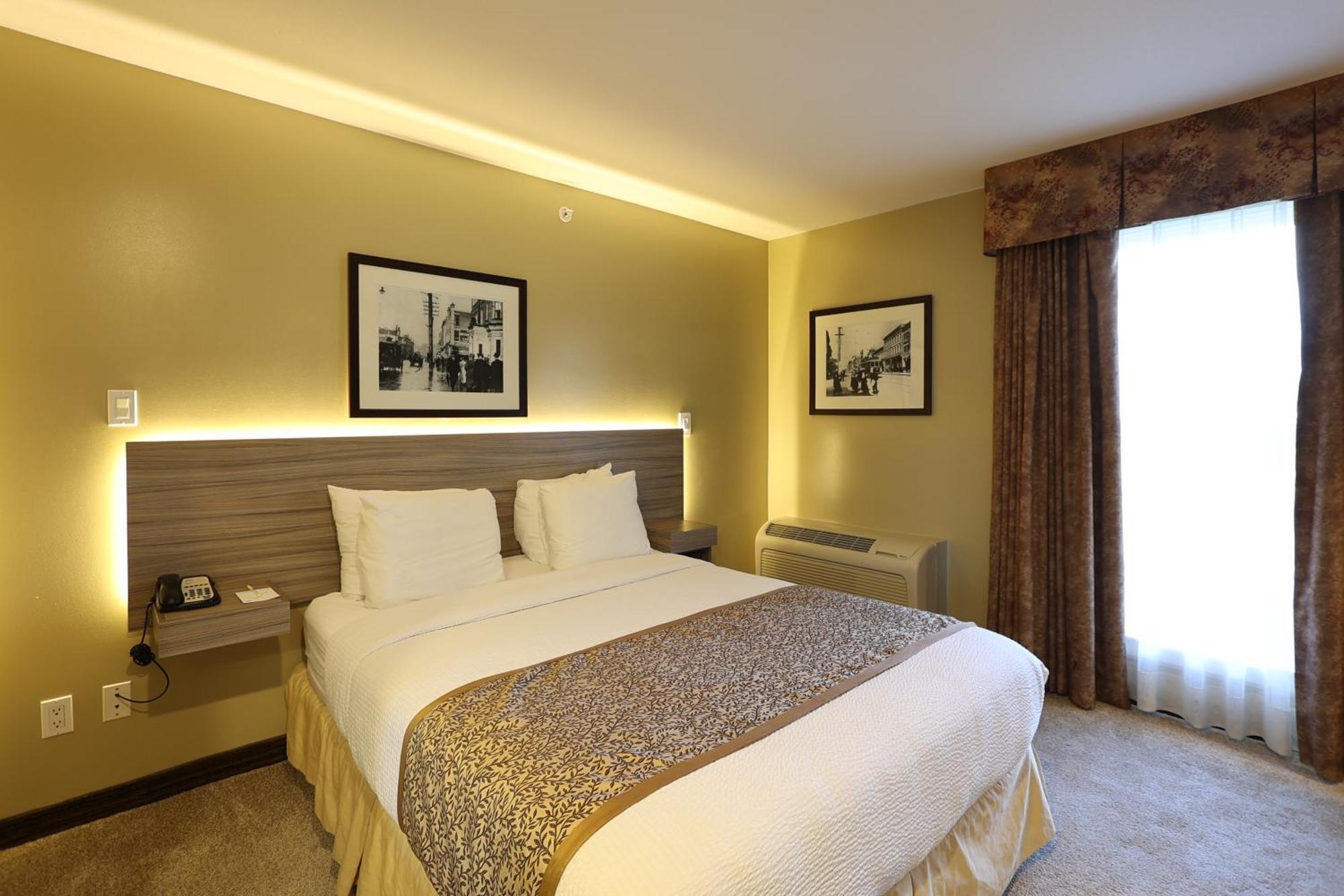 Hotel Days By Wyndham Surrey