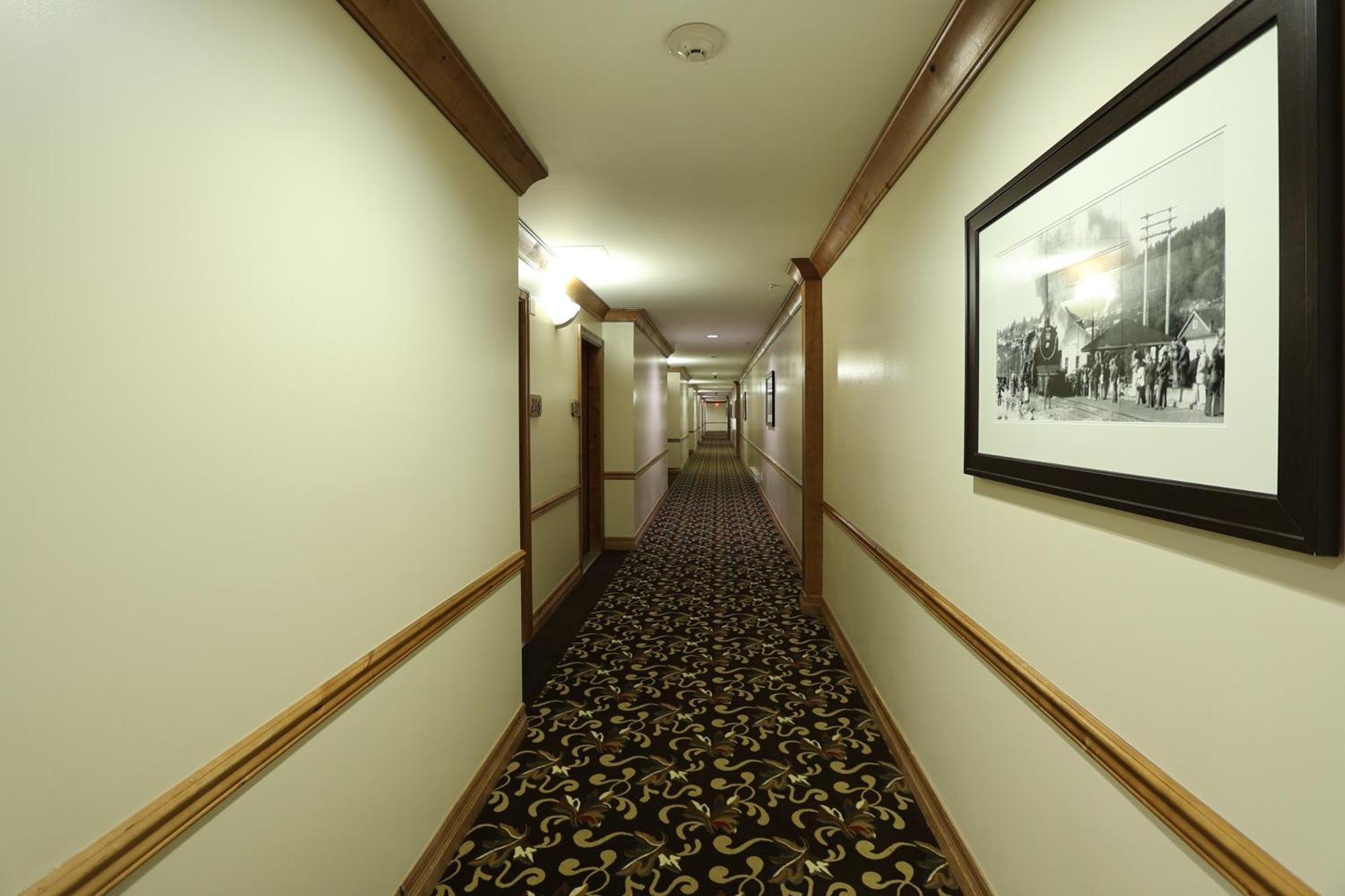 Hotel Days By Wyndham Surrey