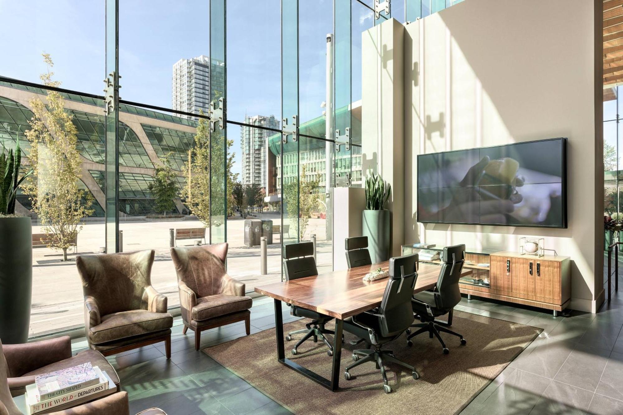 Civic Hotel, Autograph Collection Hotel 4*