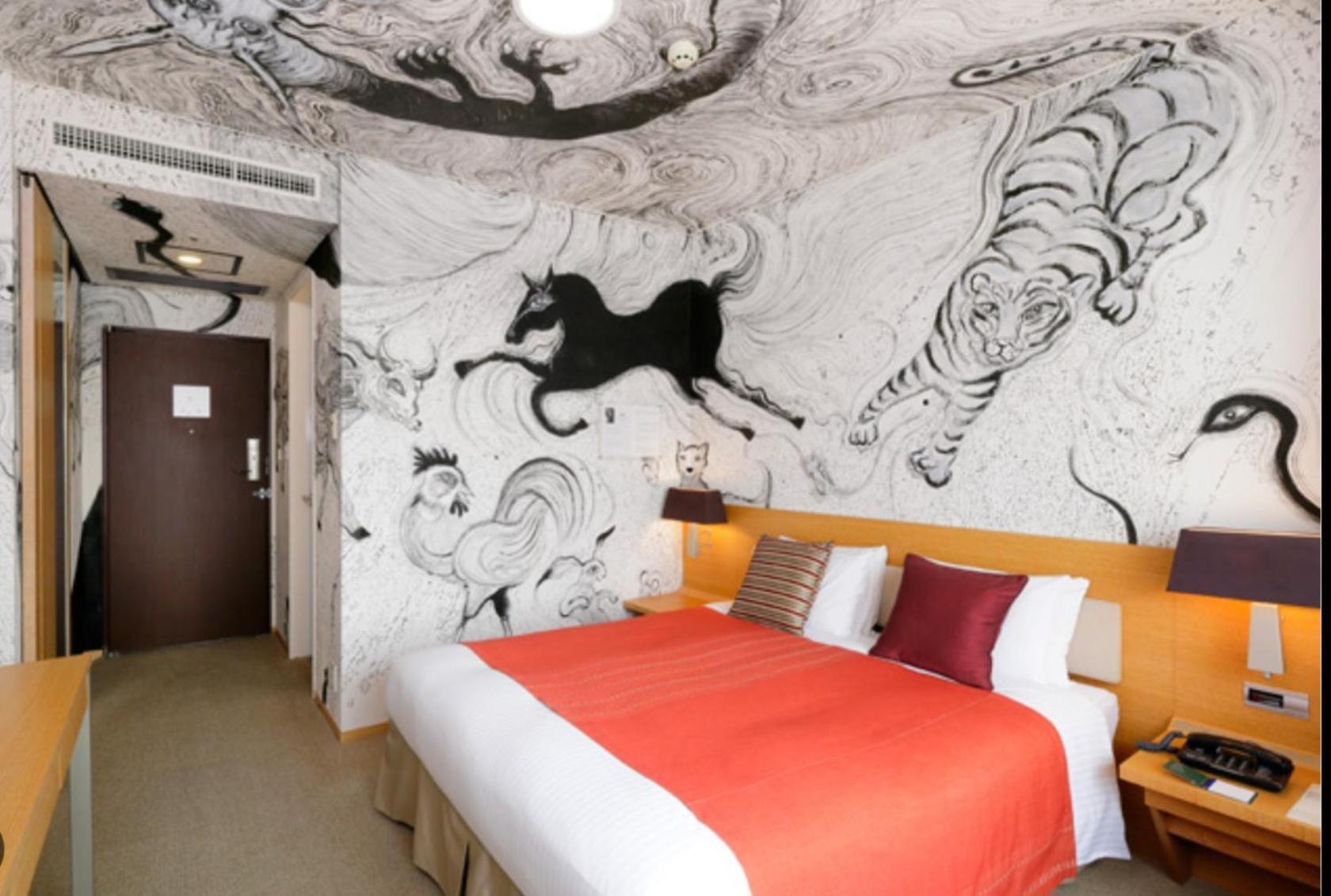 Hotel Empress Palace
