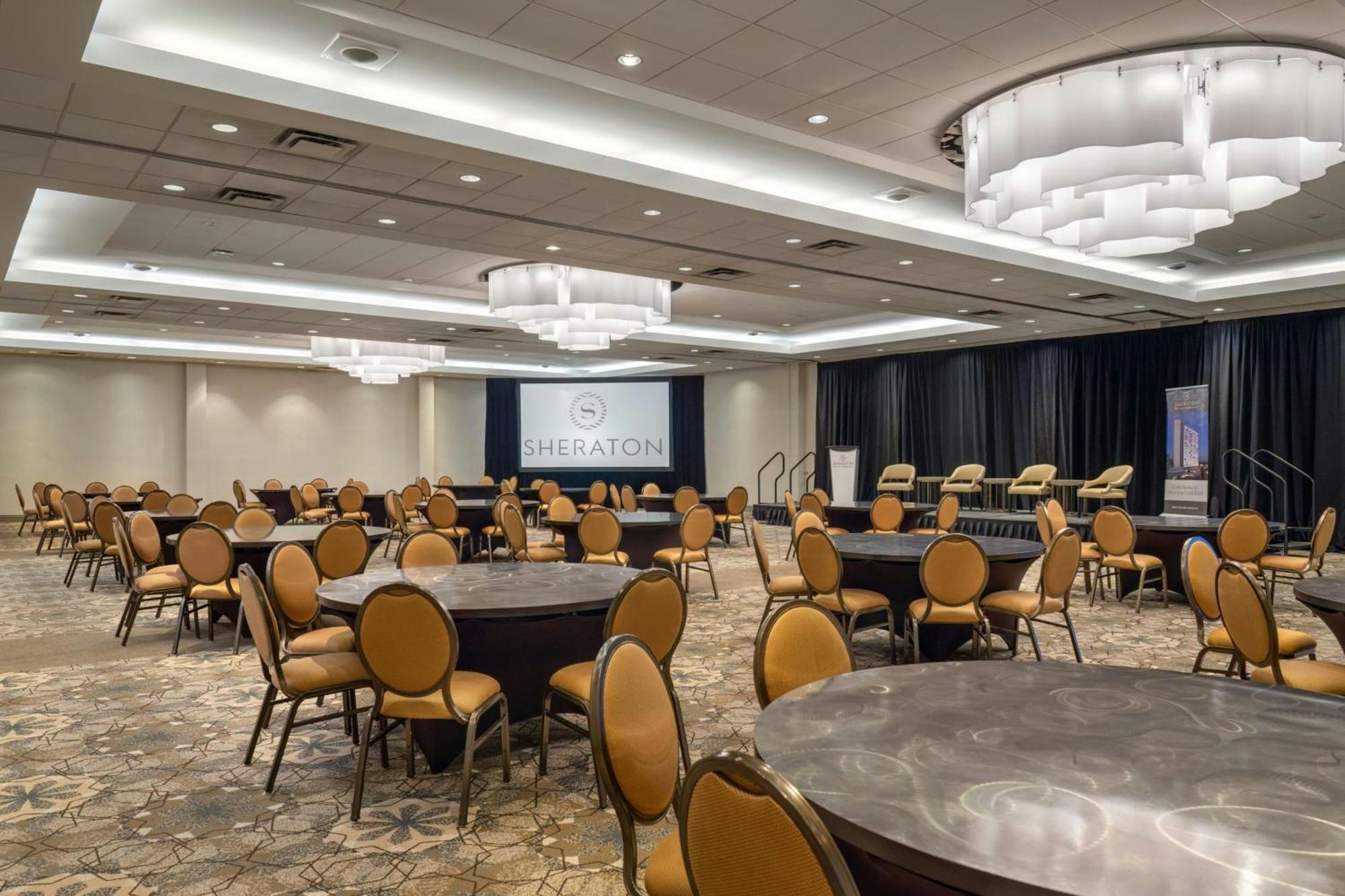 Sheraton Vancouver Guildford Hotel Surrey