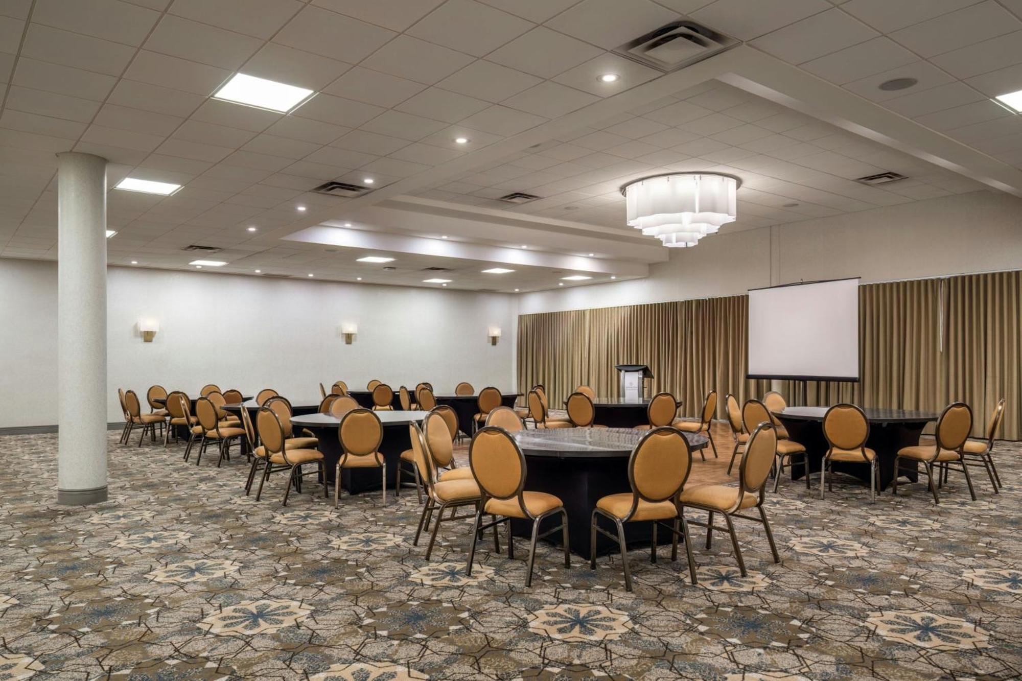 Sheraton Vancouver Guildford Surrey