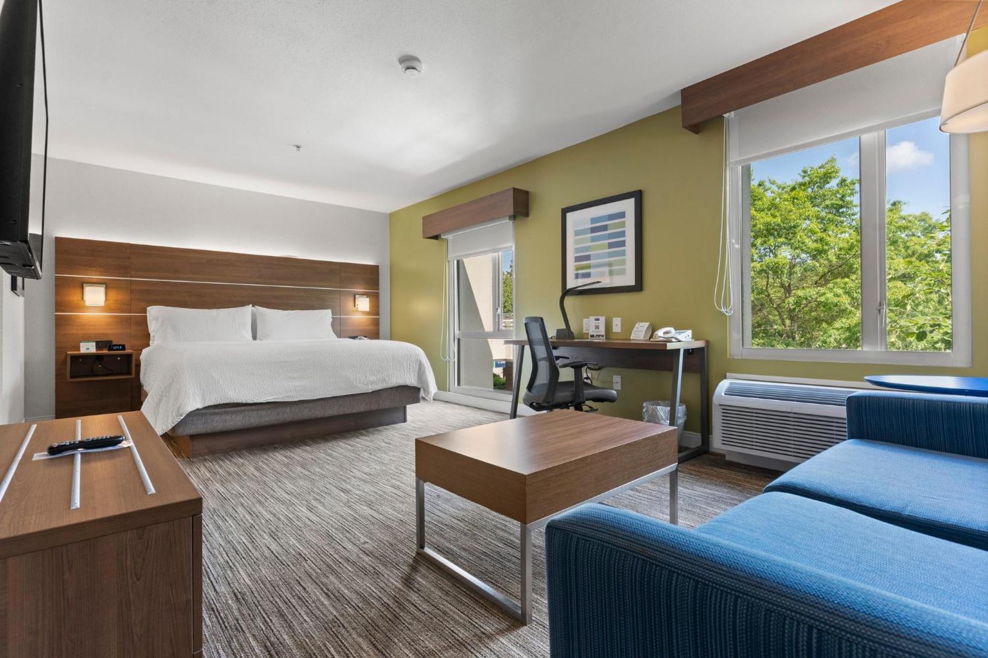 Hotel Express And By Ihg Surrey