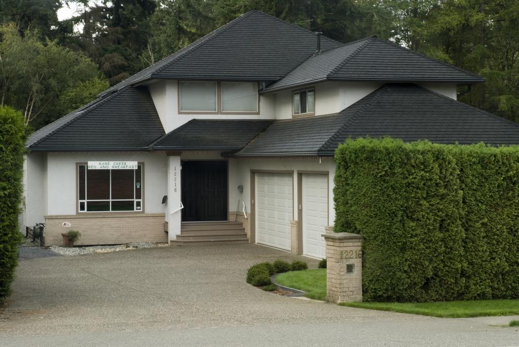 Bare Creek Bed & Breakfast Bed & Breakfast Surrey