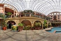 Hotel Pacific & Conference Center