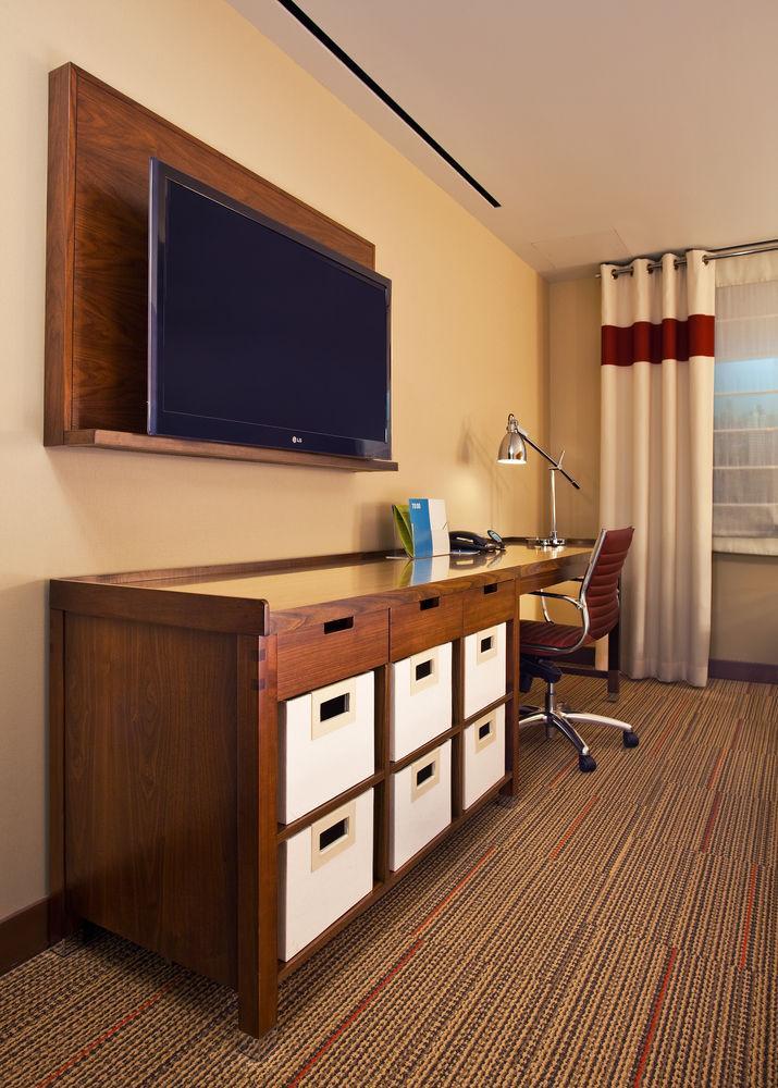 Hotel Four Points By Sheraton Surrey