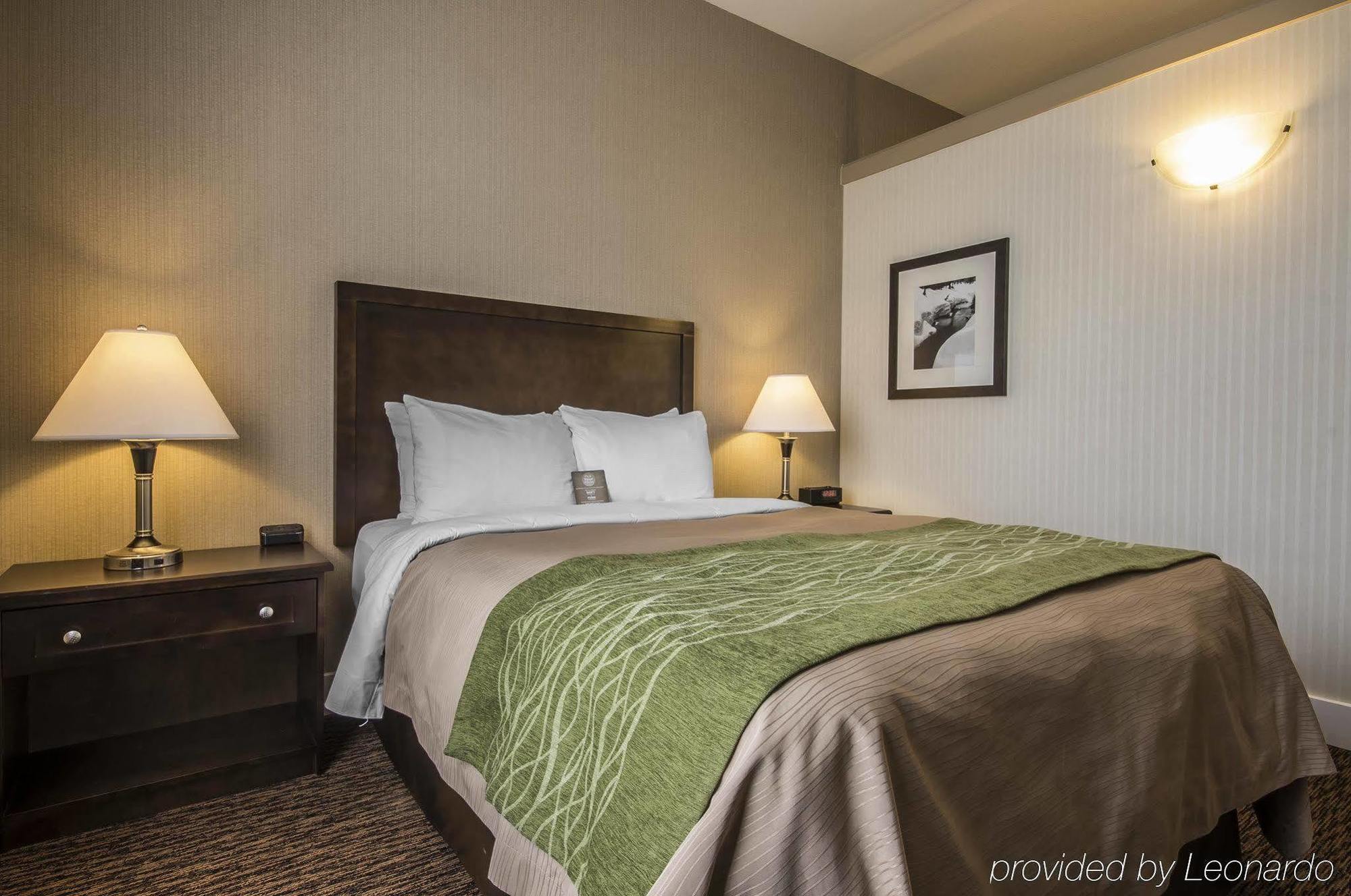 Hotel Comfort & Surrey