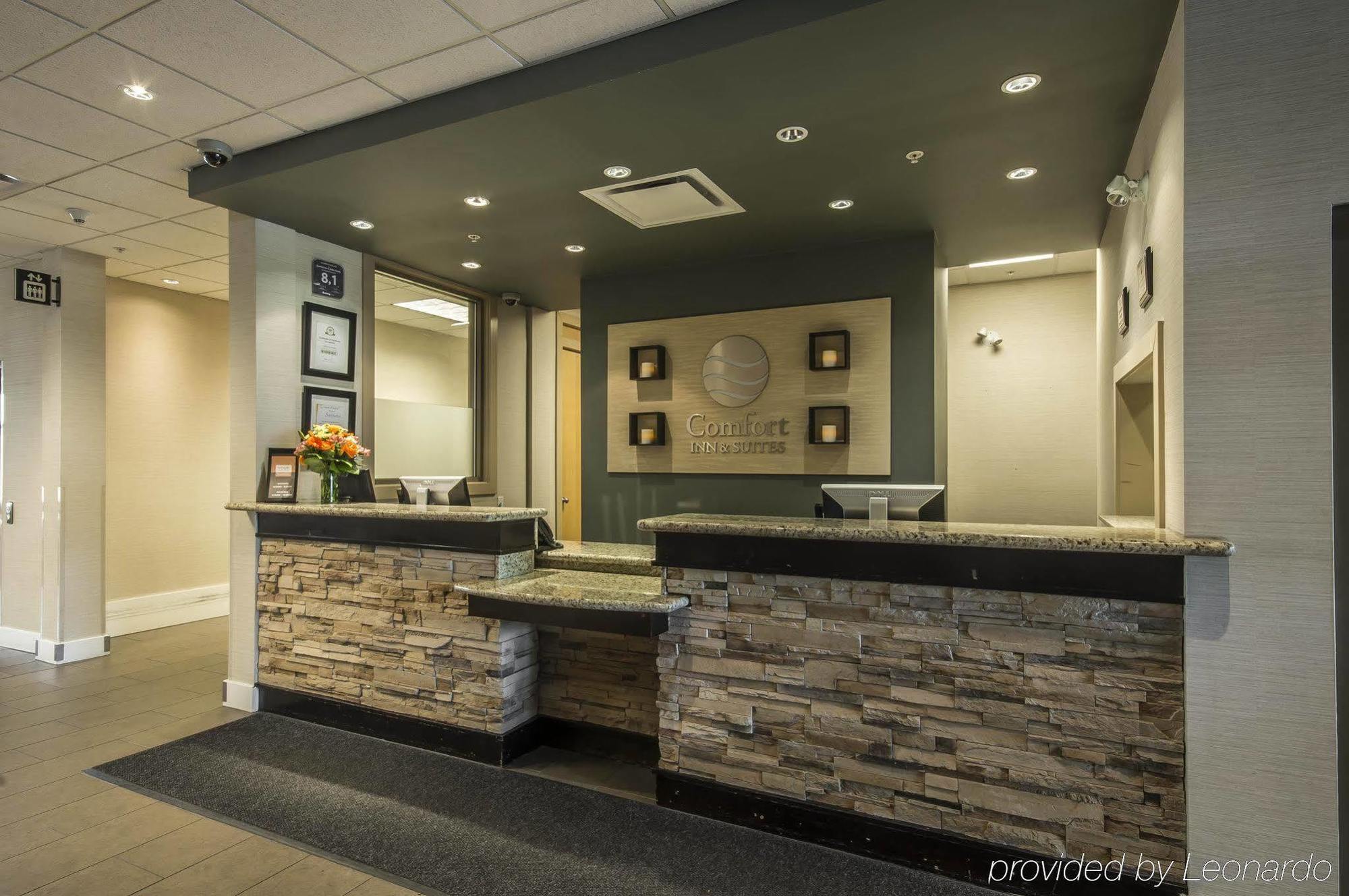 Comfort & Hotel Surrey