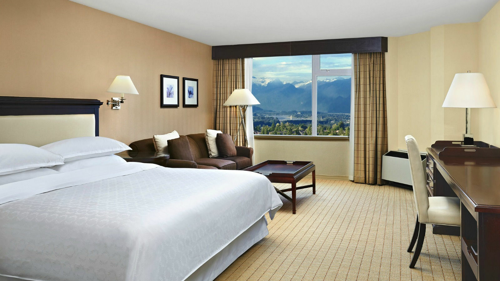 Sheraton Vancouver Guildford Hotel Surrey