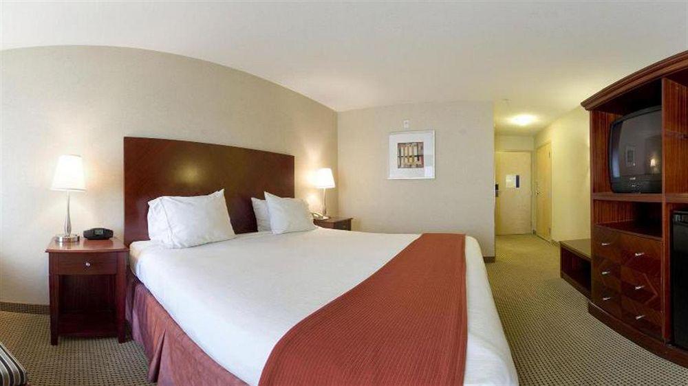 Hotel Express And By Ihg 2*