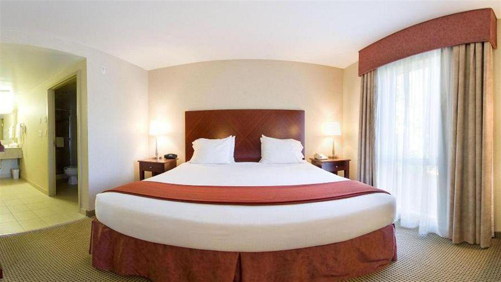Hotel Express And By Ihg